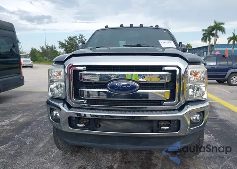 2015 Ford F-250 Lariat z USA, uszkodzony, nr VIN 1FT7W2BT7FED38359